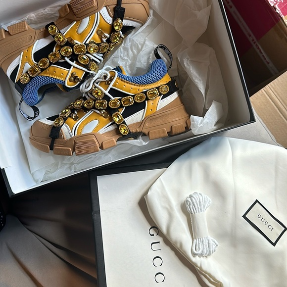 Gucci Sneaker - Picture 3 of 10